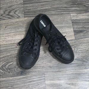 Black leather converse